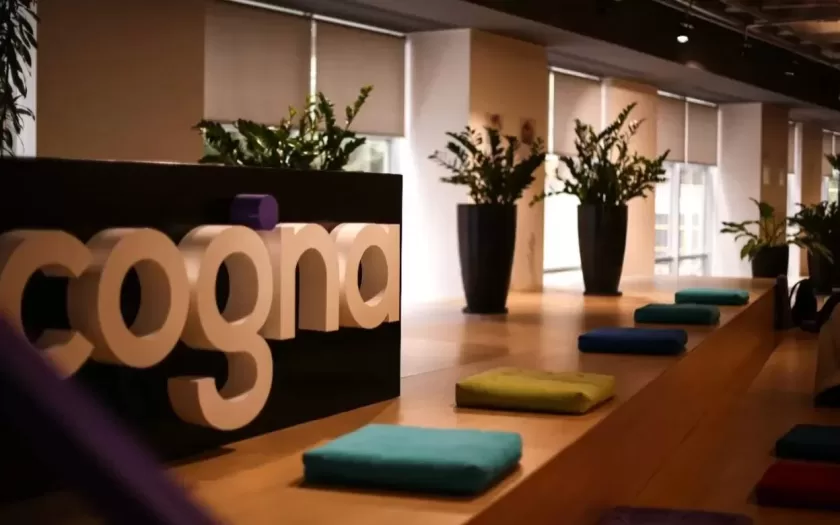 A Cogna Educação, um dos principais conglomerados educacionais do Brasil, oferece diversas vagas de emprego em múltiplos estados, com benefícios como bolsas de estudo e iniciativas para diversidade e inclusão.