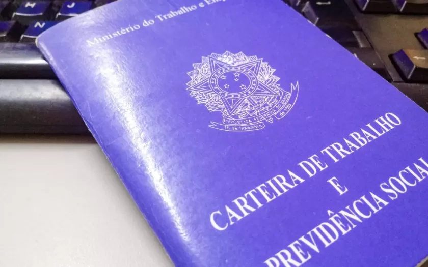 Ouro Preto oferece 802 vagas de emprego, com oportunidades para PcD. A Região Metropolitana de Belo Horizonte tem 4.077 vagas disponíveis. No total, Minas Gerais conta com 10.813 oportunidades no Sine.