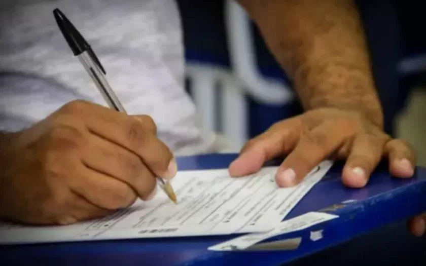 Processo seletivo da UFSJ oferta vagas para nível superior com salários de até R$ 8.058,29 em Minas Gerais