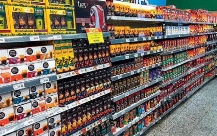 A 3Corações, empresa conhecida por sua fabricação de cafés, anuncia a abertura de oportunidades de emprego em várias regiões do Brasil, incluindo estados como Minas Gerais, São Paulo e Rio de Janeiro. A empresa oferece benefícios como assistência médica e programas de desenvolvimento profissional. Interessados devem se candidatar via plataforma Gupy.