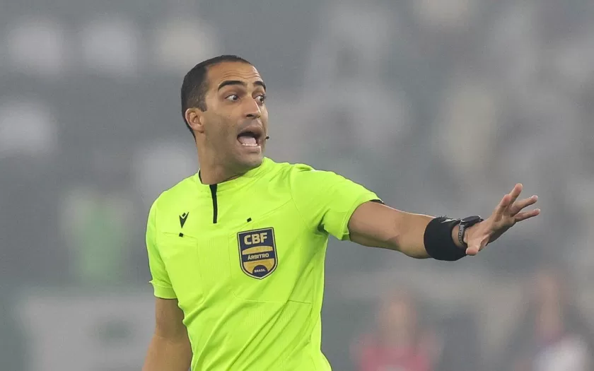 classico-mineiro-arbitragem-polemica