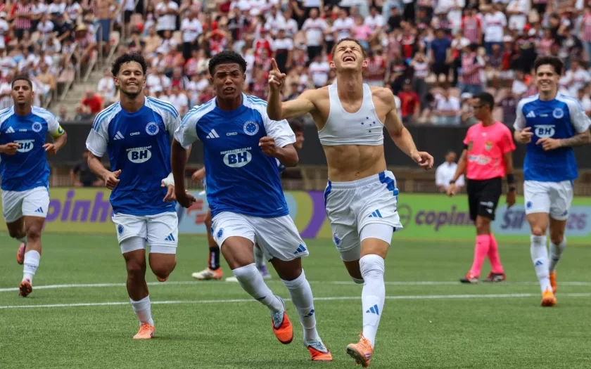 cruzeiro-bicampeao-copa-sao-paulo-futebol-junior