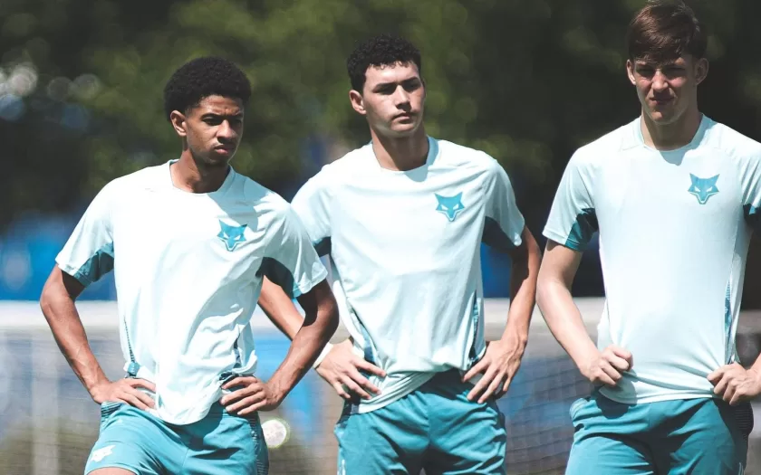 cruzeiro-enfrenta-meia-noite-na-copinha-2026