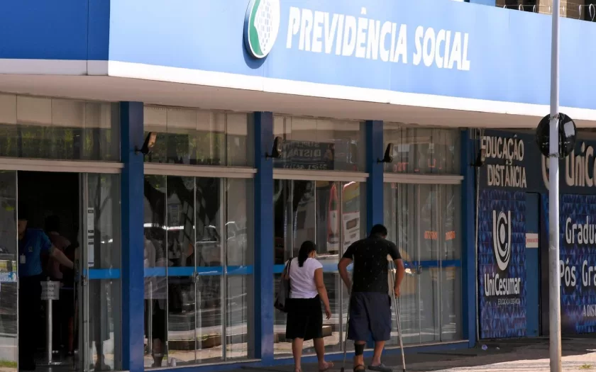 inss-abre-agencia-fim-de-semana-e-suspende-atendimento