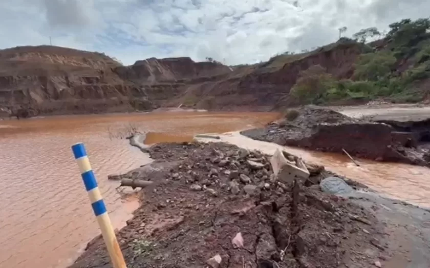 rompimento-dique-vale-mg