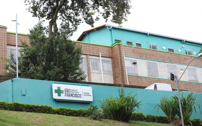 saude-publica-bh-hospital-suspende-atendimento