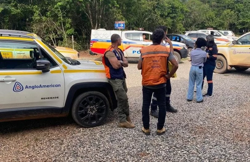 barragem-minas-rio-alerta-acidental