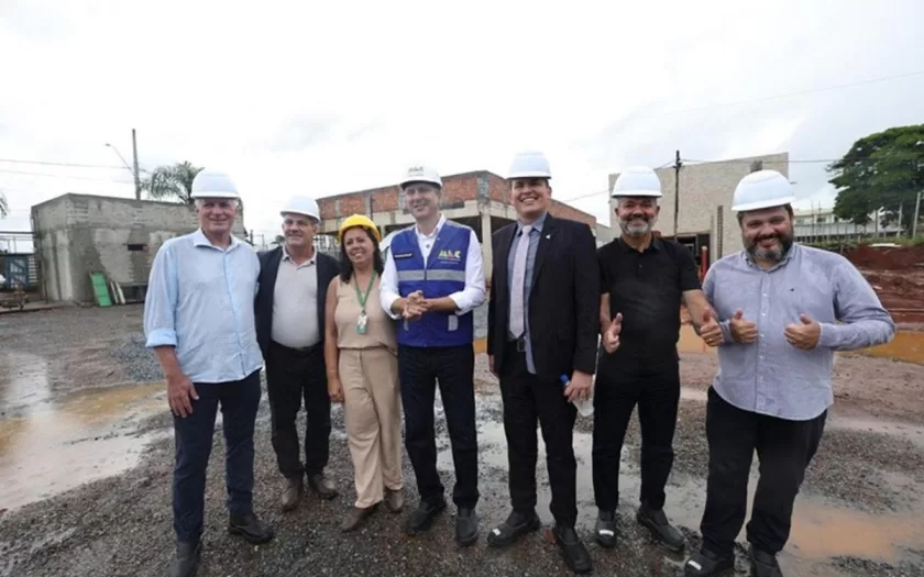 ministro-visita-obras-educacao-sete-lagoas