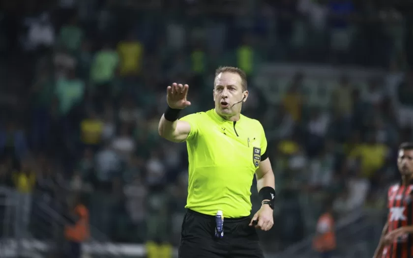 arbitragem-cruzeiro-vasco-torezin